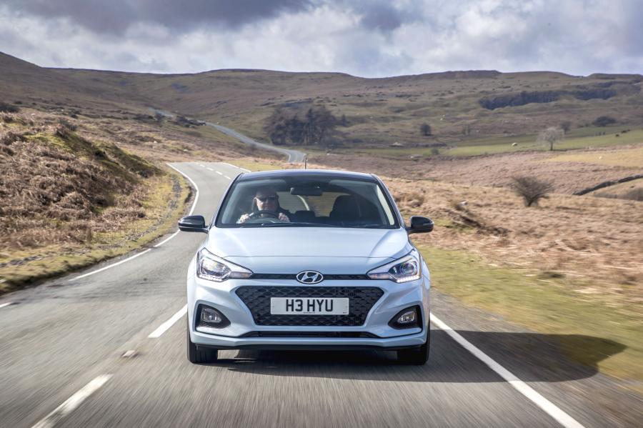  Hyundai i20 Play (IB) 2019 года  (UK) (фото 4 из 42)